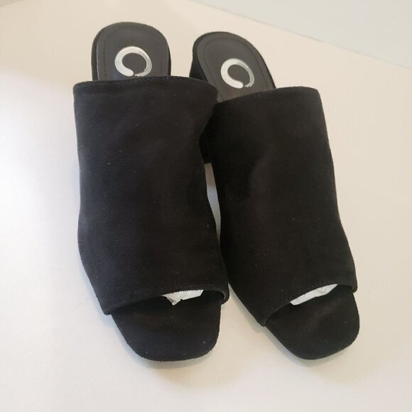 Journee Collection Adelaide slides size 7.5 - Picture 2 of 10